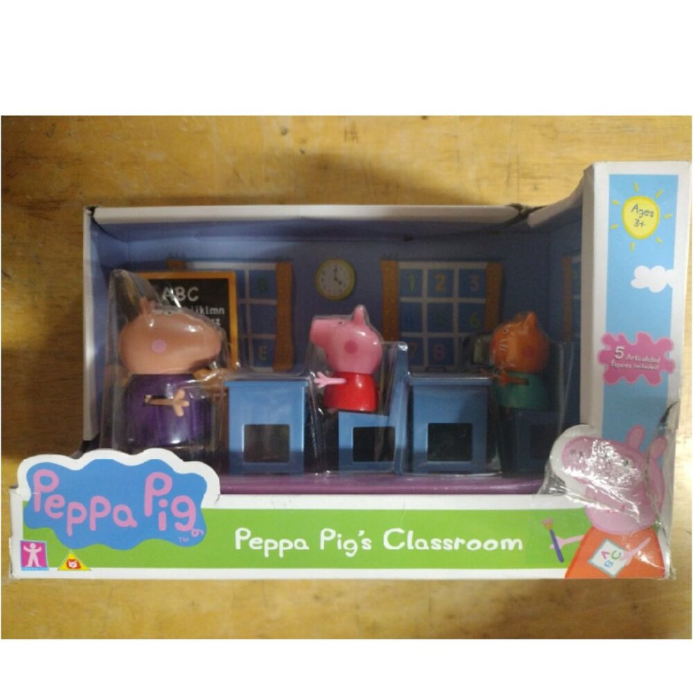 Character Options Peppa Pig Classroom Playset